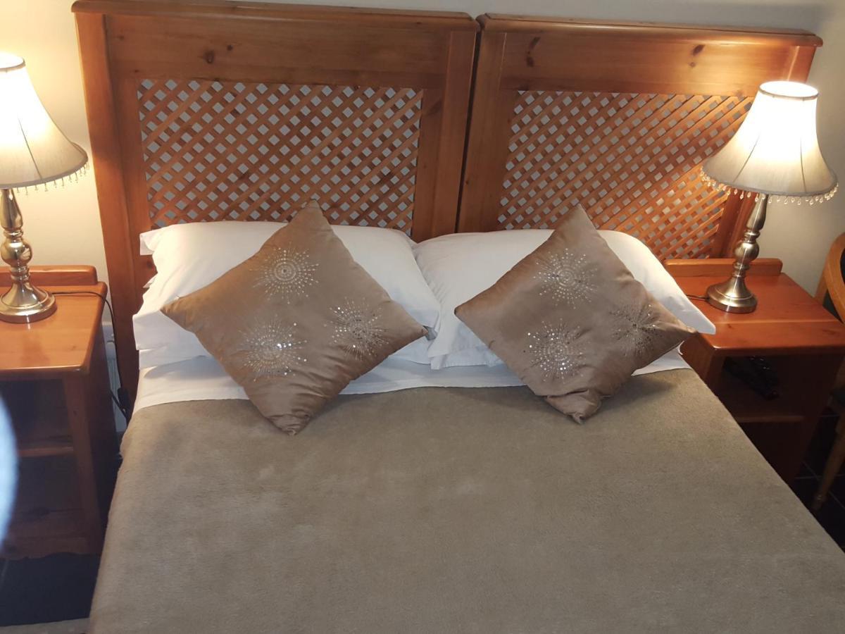 Grace Place Bnb Pretoria Panzió Kültér fotó