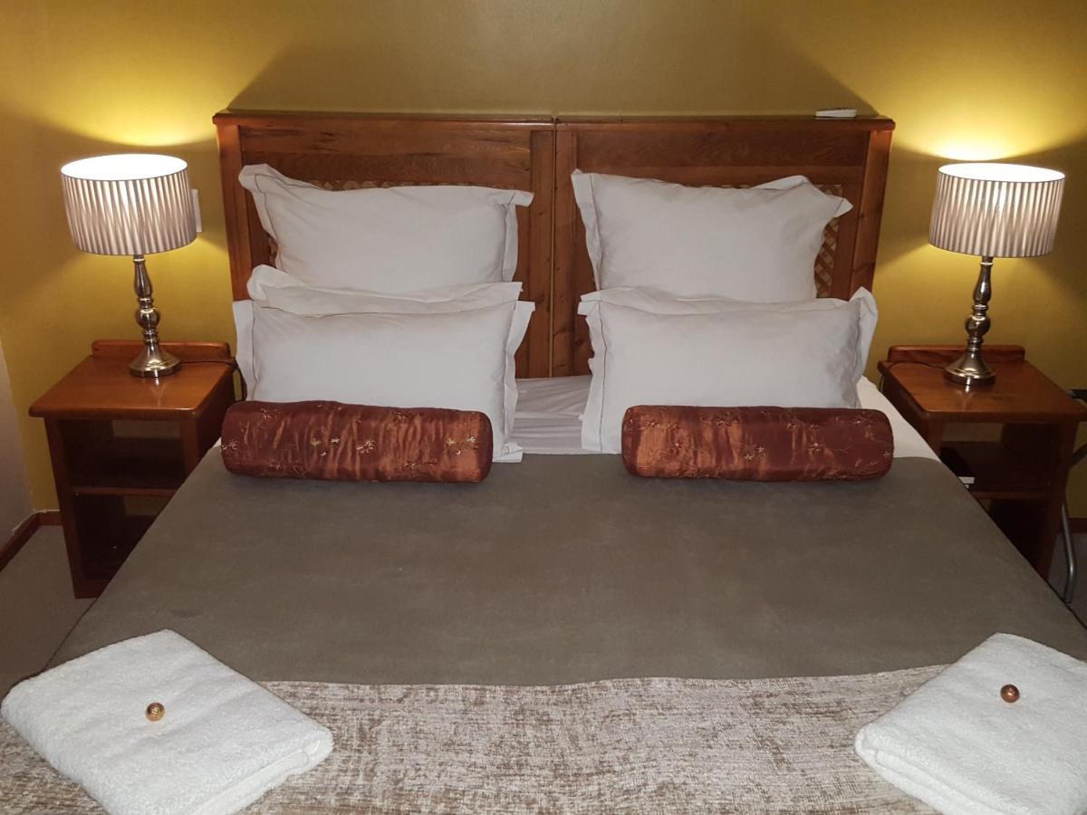 Grace Place Bnb Pretoria Panzió Kültér fotó