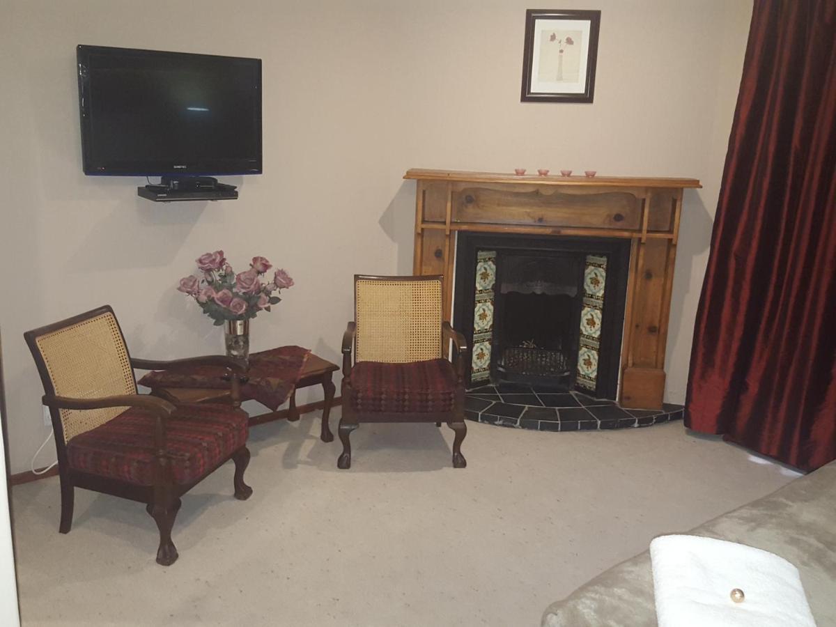 Grace Place Bnb Pretoria Panzió Kültér fotó