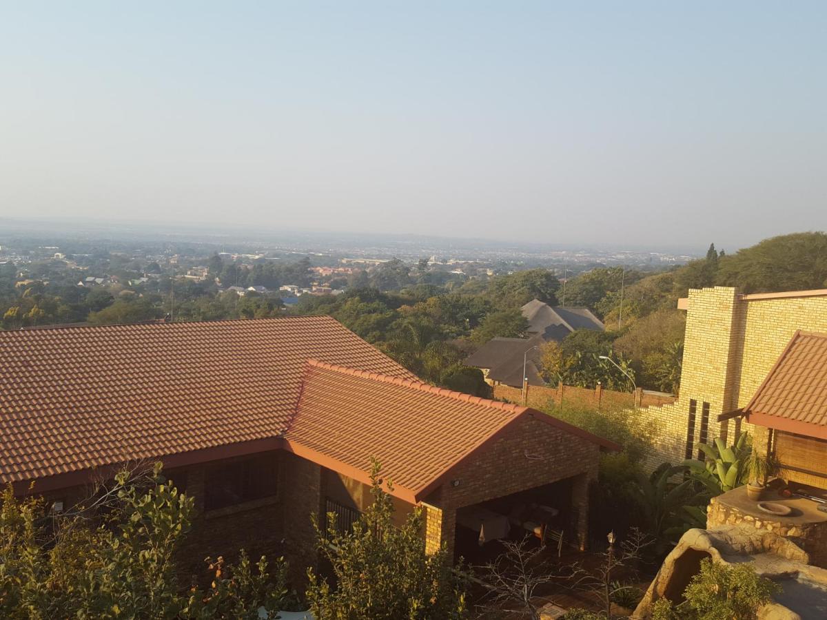 Grace Place Bnb Pretoria Panzió Kültér fotó