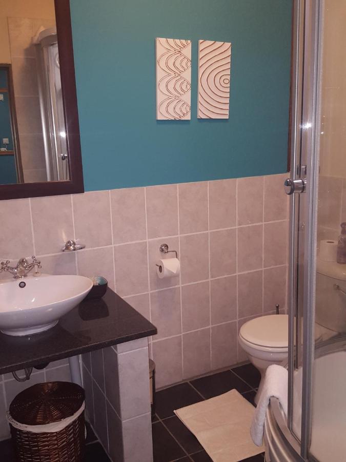 Grace Place Bnb Pretoria Panzió Kültér fotó